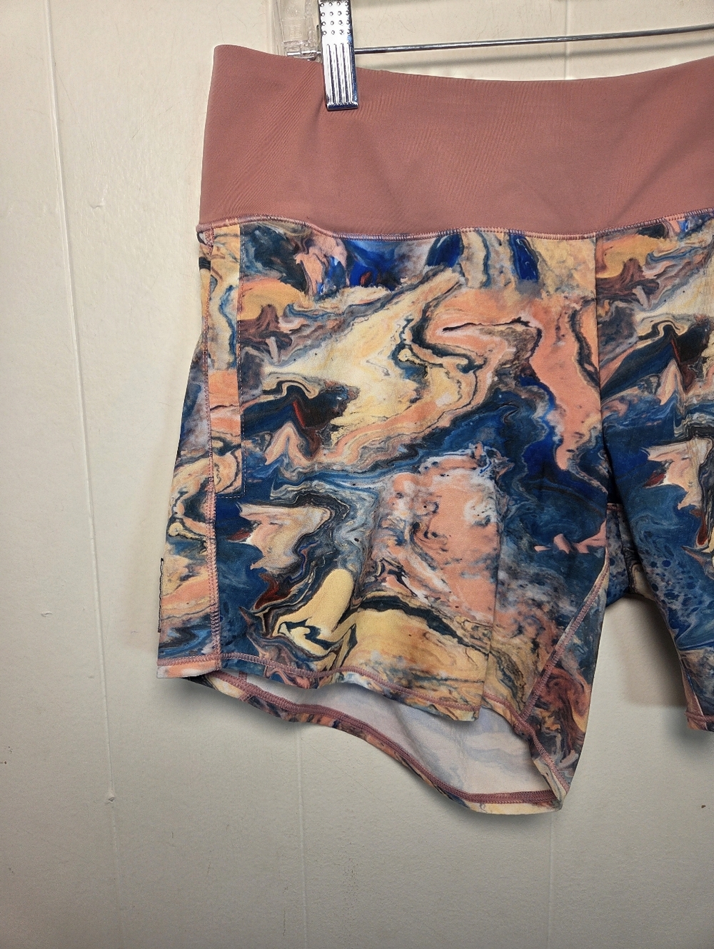 Oiselle Roga Running Shorts Pink Blue Gold Marble Print Size 8 - Picture 5 of 16